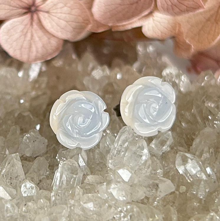 グレーオニキス 薔薇 ローズ チタン スタッドピアス b