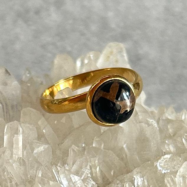 ブラックコッパーオブシディアン リング/サージカルステンレス フリーサイズ1枚目の画像